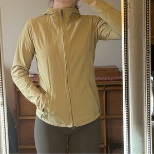 Mountain Hardwear Light Tan Utility Jacket